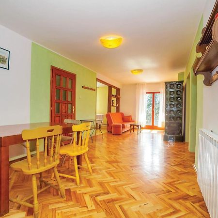 7 Bedroom Pet Friendly Home In Crni Kal Crni Kal  Extérieur photo