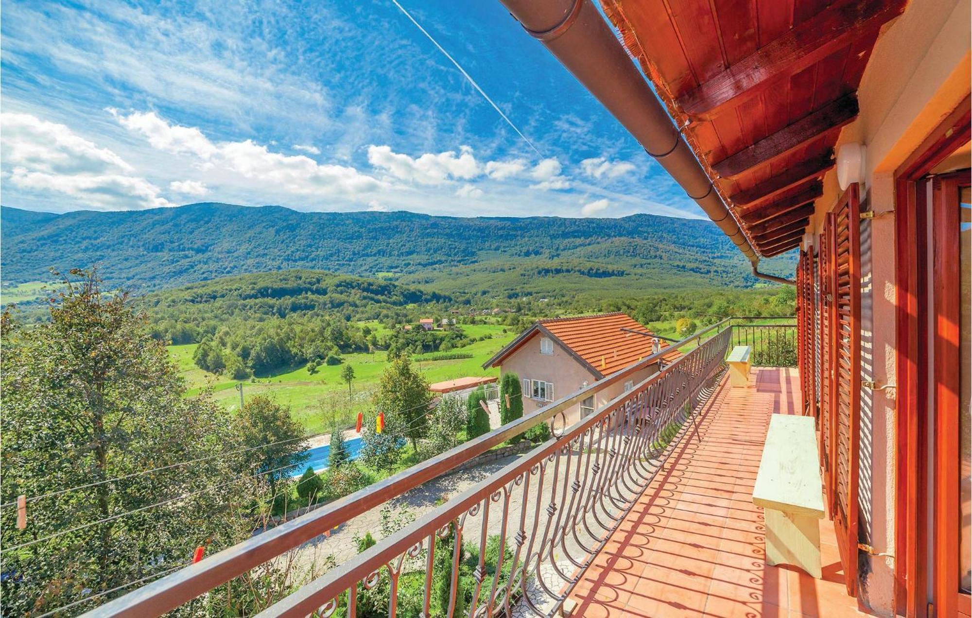 7 Bedroom Pet Friendly Home In Crni Kal Crni Kal  Extérieur photo
